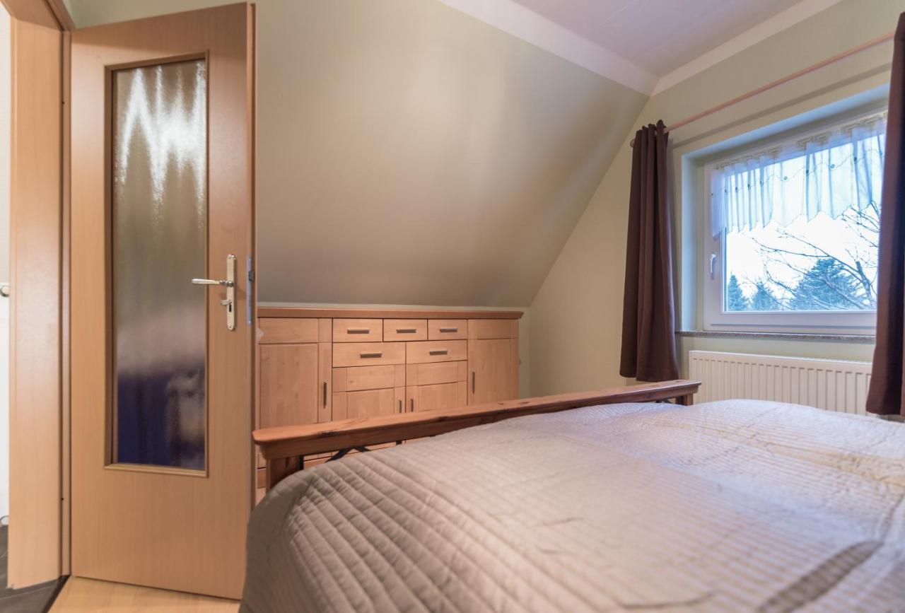 Ferienwohnung Lodig Gross Sarchen Exteriör bild