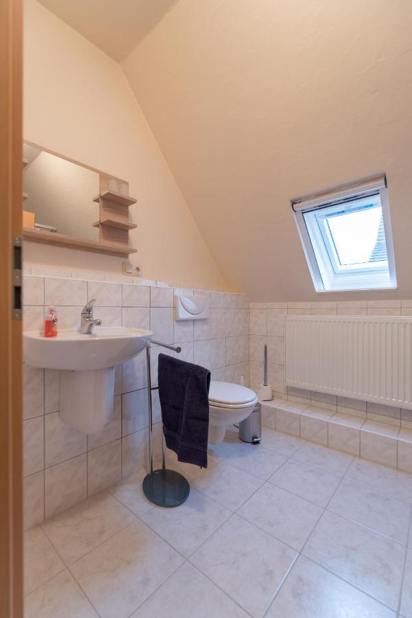 Ferienwohnung Lodig Gross Sarchen Exteriör bild